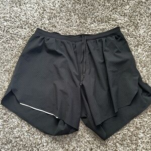 Lululemon Fast and Free Short sz L